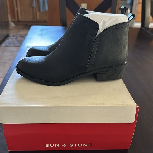 Sun + Stone Womens BLACK Bootie Size 6 - Picture 4 of 7